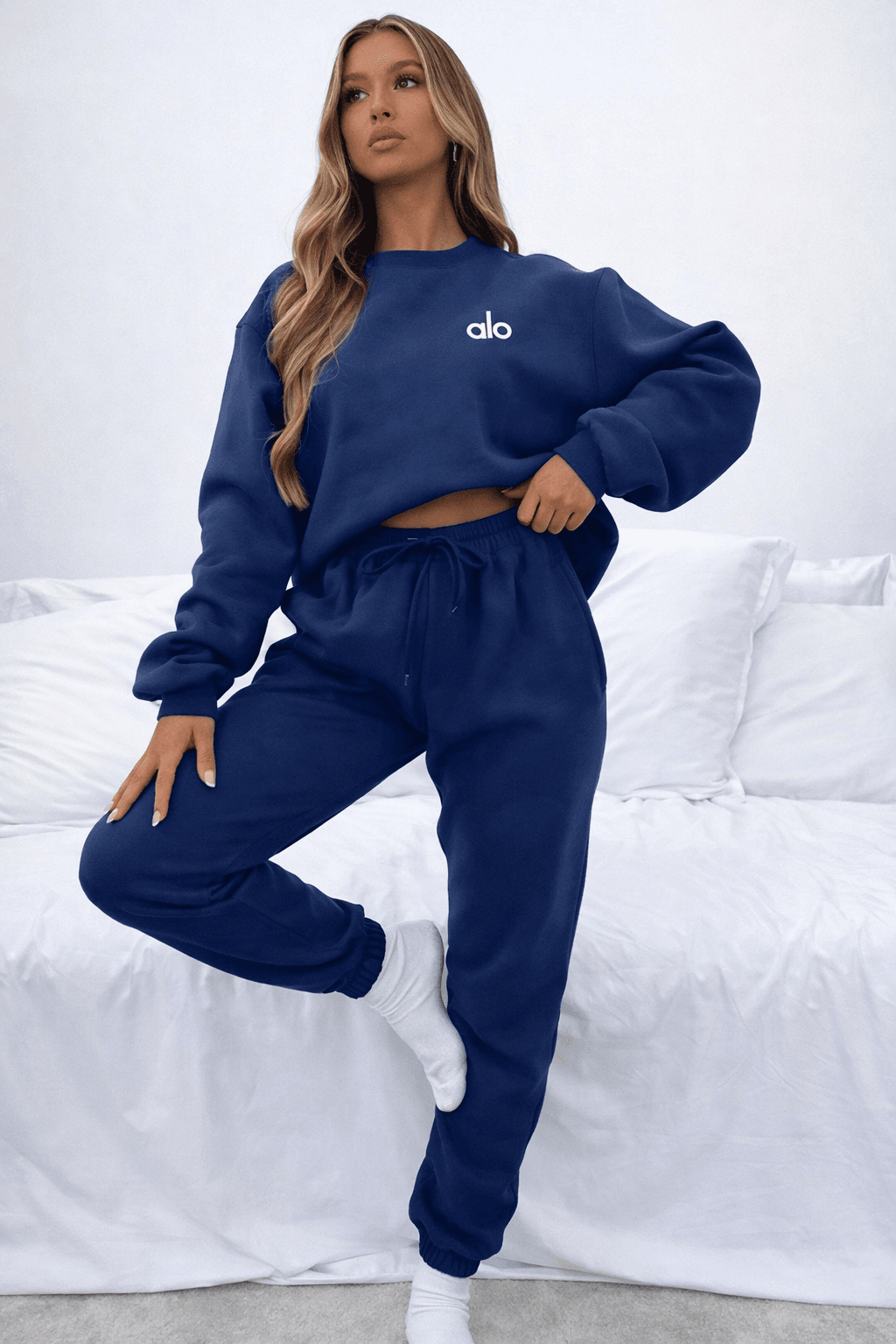 Womens Signature Lounge Set ALO Comfort Wear