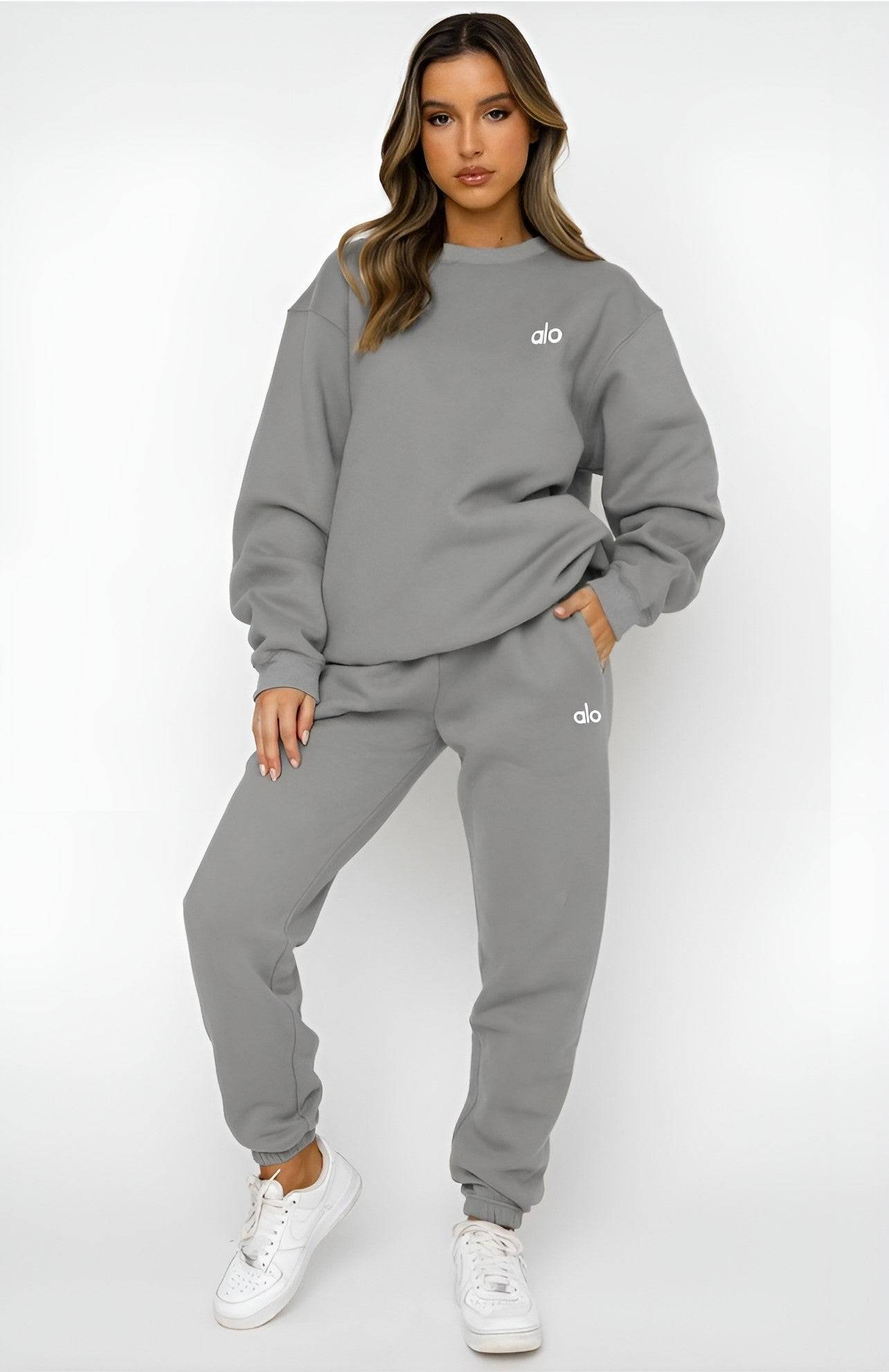 Womens Signature Lounge Set ALO Comfort Wear